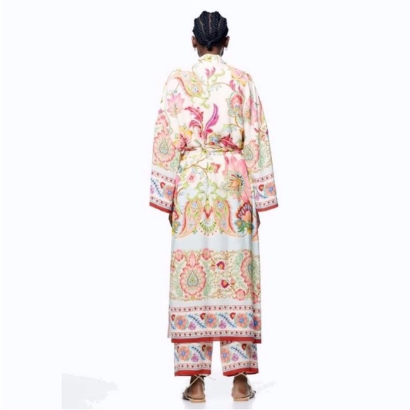 Zara NWT Satin Colorful Boho Floral Printed Belted Kimono Duster robe - Picture 3 of 12